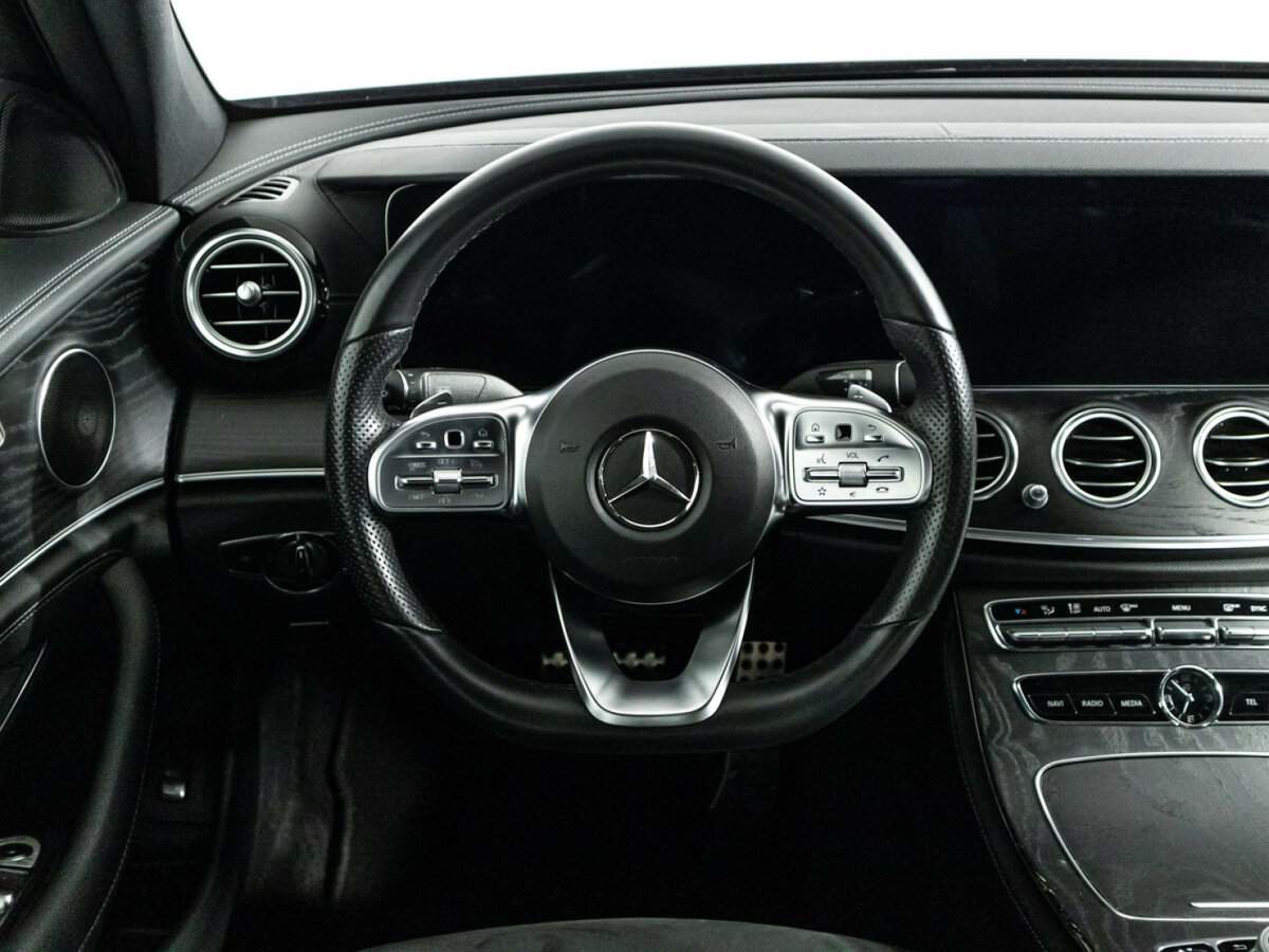 Mercedes-Benz E-Класс 2019 года с пробегом. Фото: #17
