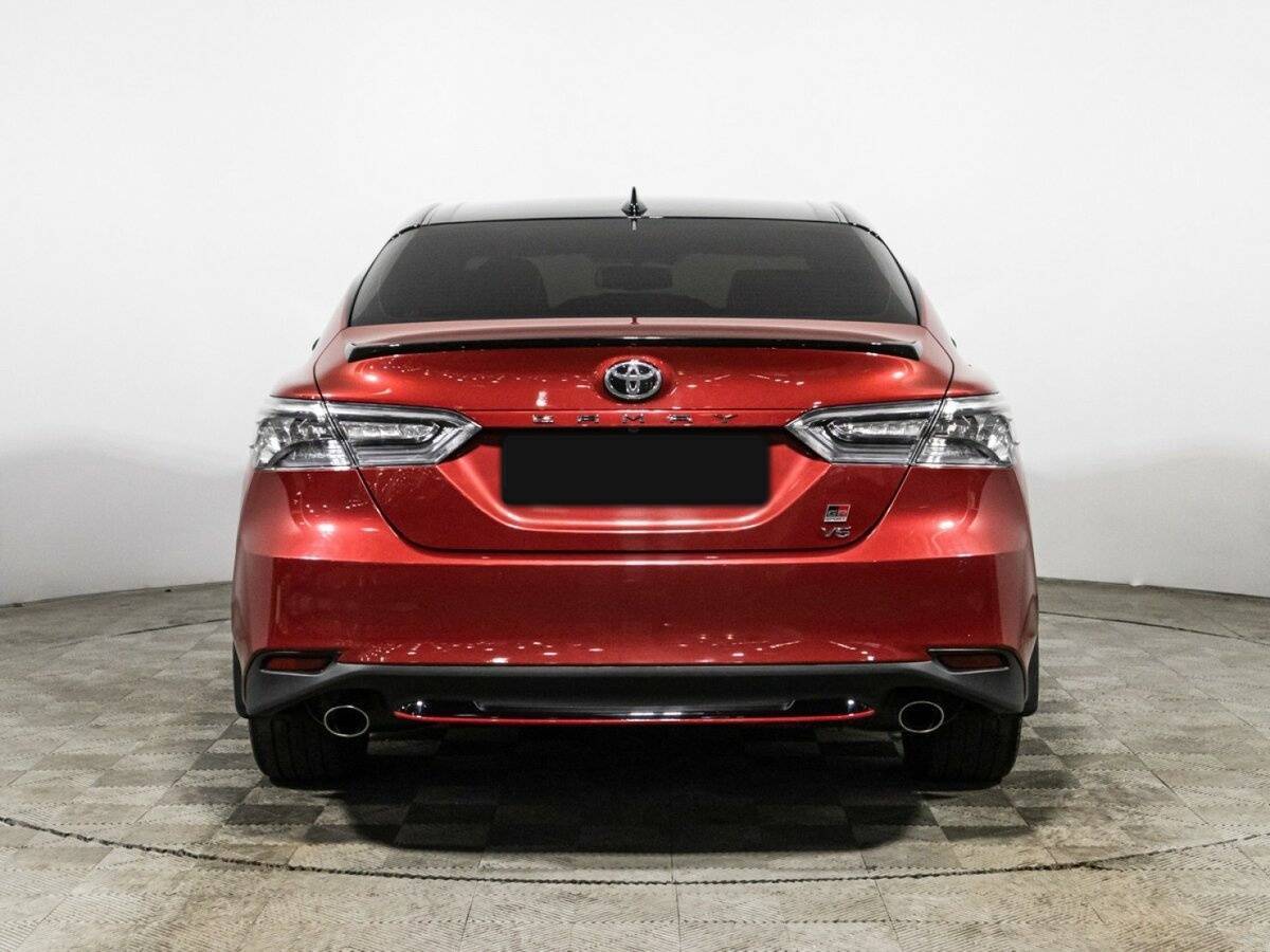 Toyota Camry 2021 года с пробегом. Фото: #5