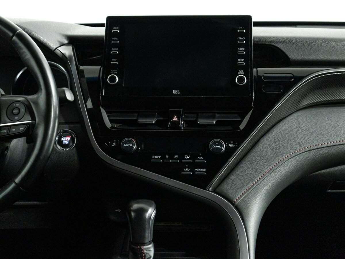 Toyota Camry 2021 года с пробегом. Фото: #13