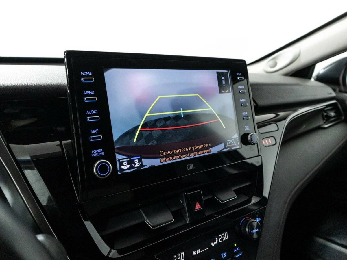 Toyota Camry 2021 года с пробегом. Фото: #16