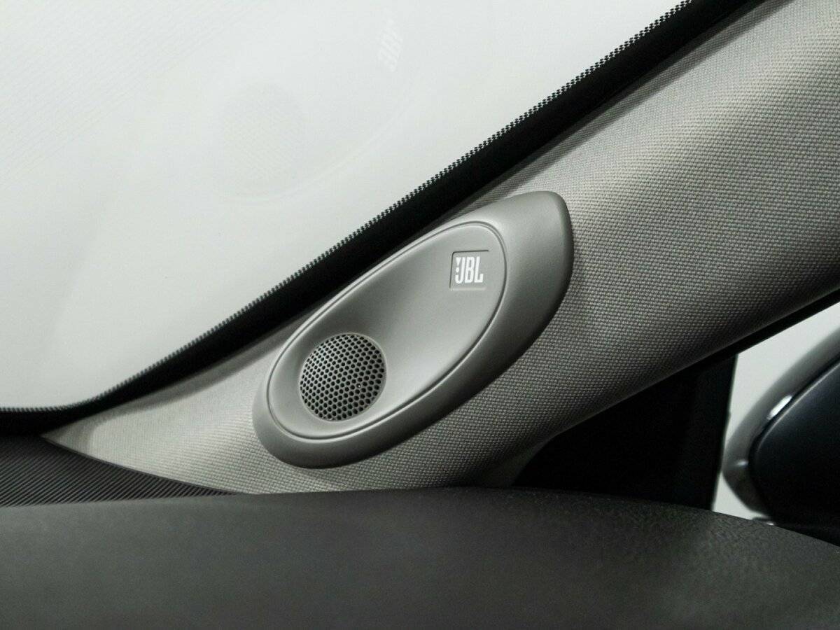 Toyota Camry 2021 года с пробегом. Фото: #18