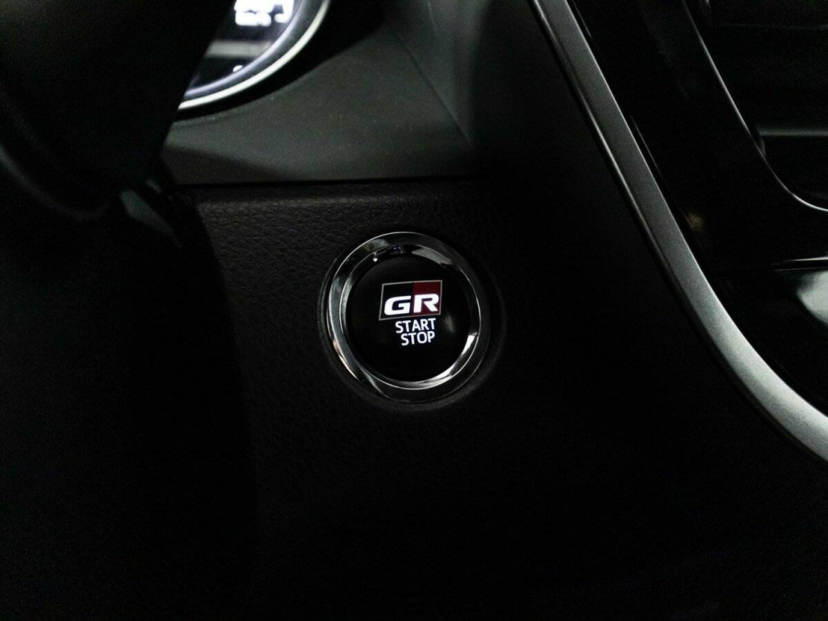 Toyota Camry 2021 года с пробегом. Фото: #20