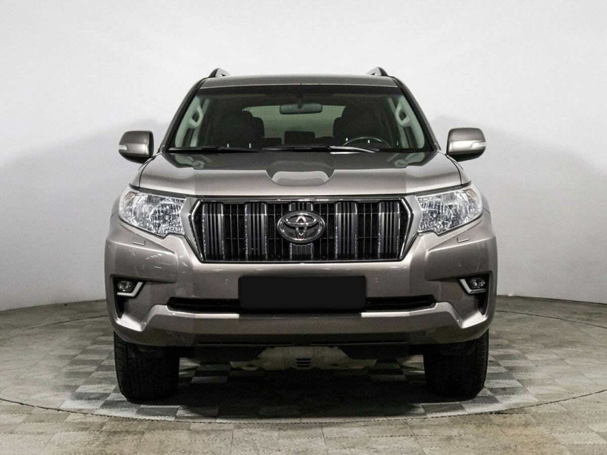 Toyota Land Cruiser Prado 2020 года с пробегом. Фото: #1