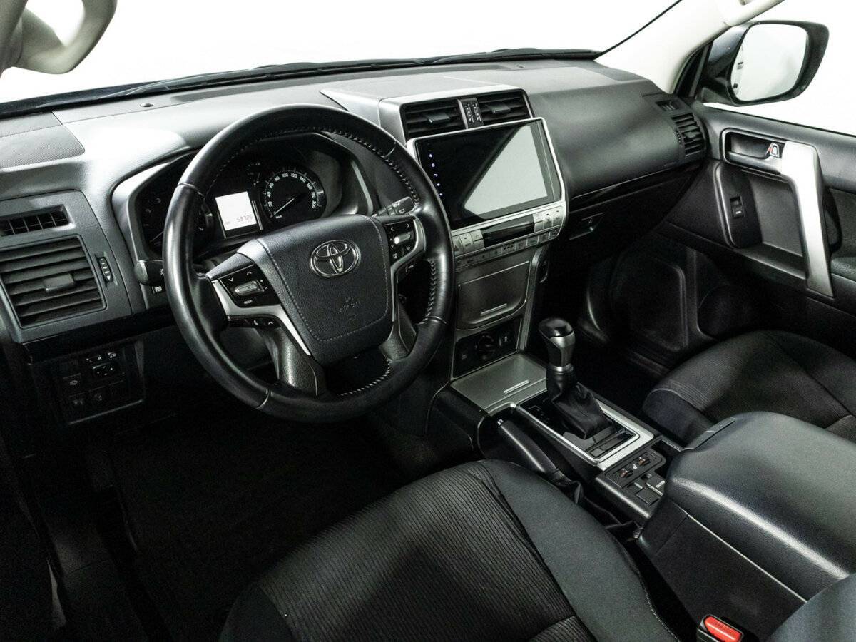 Toyota Land Cruiser Prado 2020 года с пробегом. Фото: #10