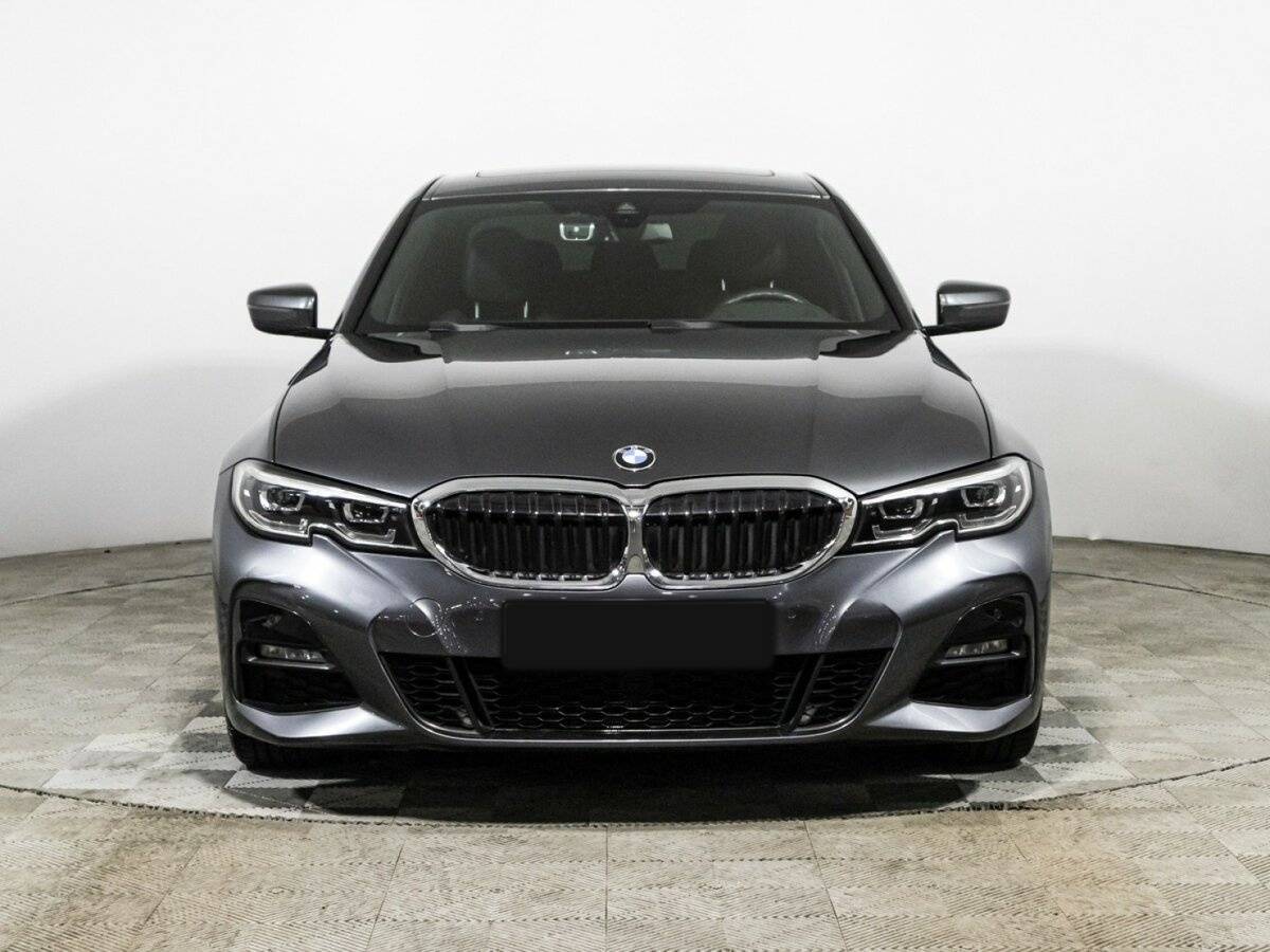BMW 3 серии 2021 года с пробегом. Фото: #1