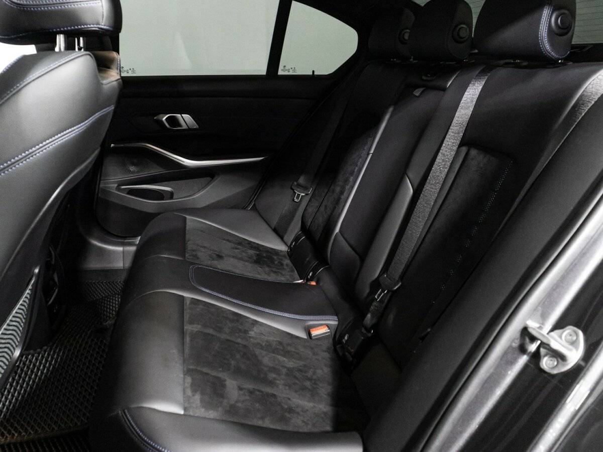 BMW 3 серии 2021 года с пробегом. Фото: #9