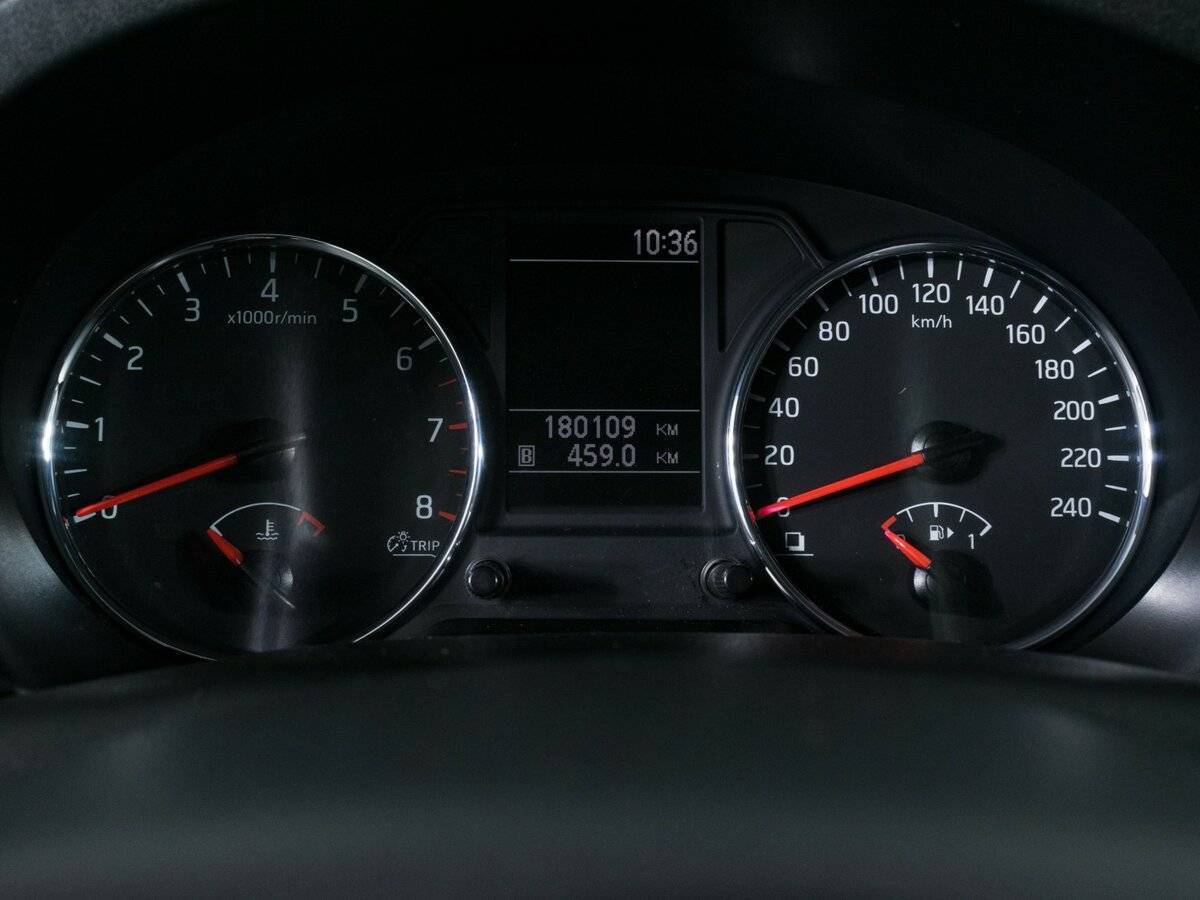 Б/У Ниссан Икс-Трейл 2014 года. Фото: #13