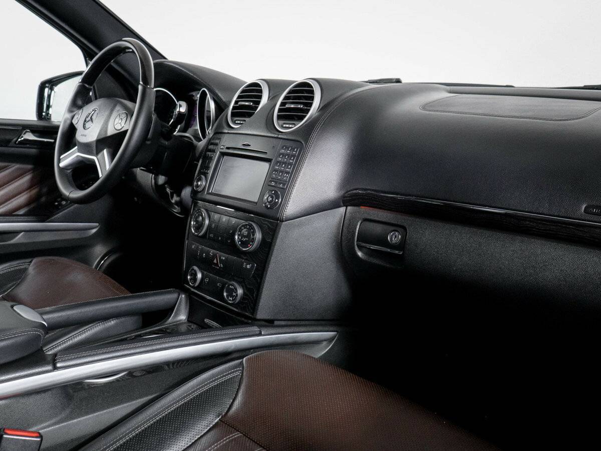 Mercedes-Benz GL-Класс 2012 года с пробегом. Фото: #8