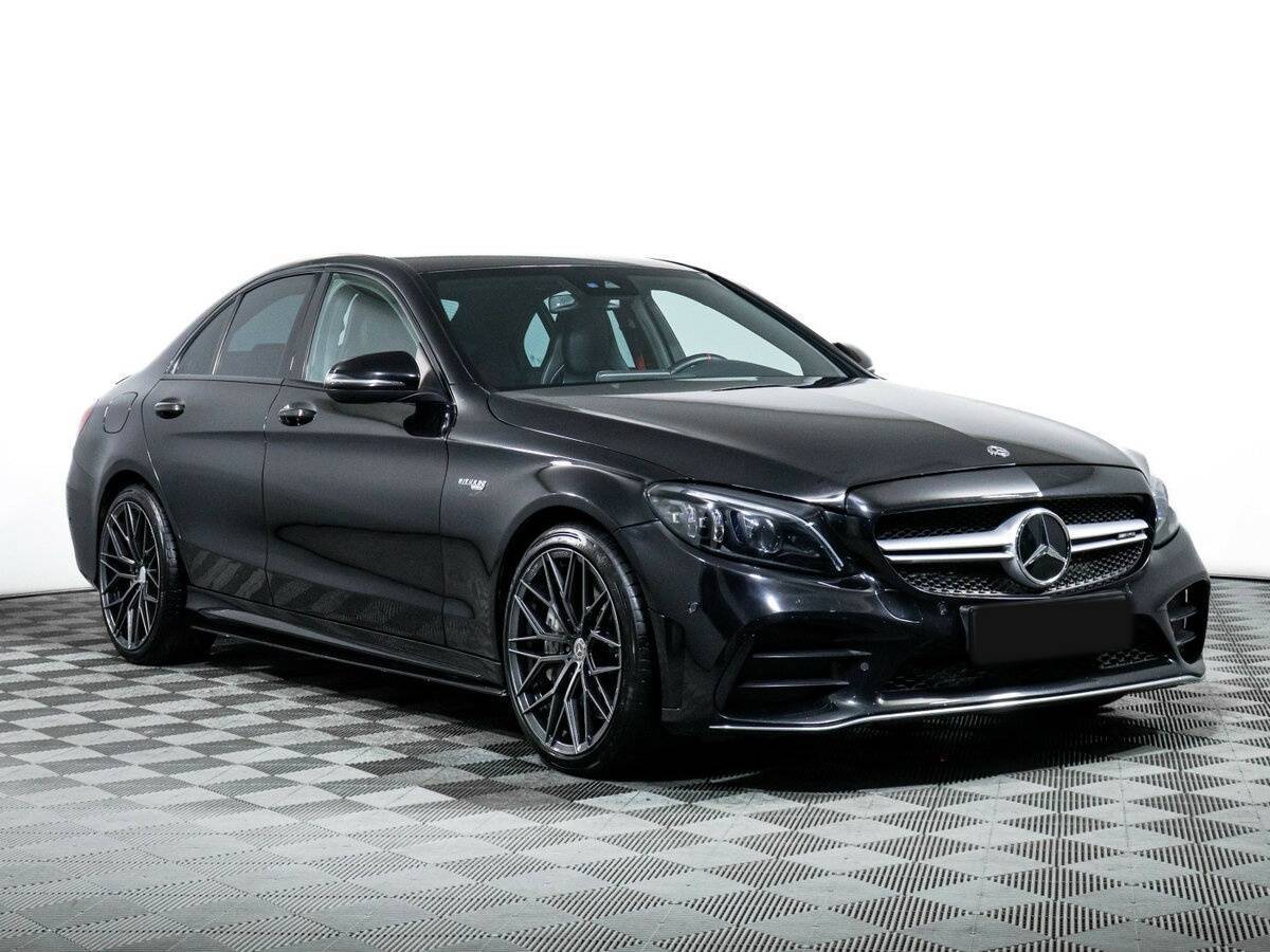 Mercedes-Benz C-Класс AMG 2019 года с пробегом. Фото: #2