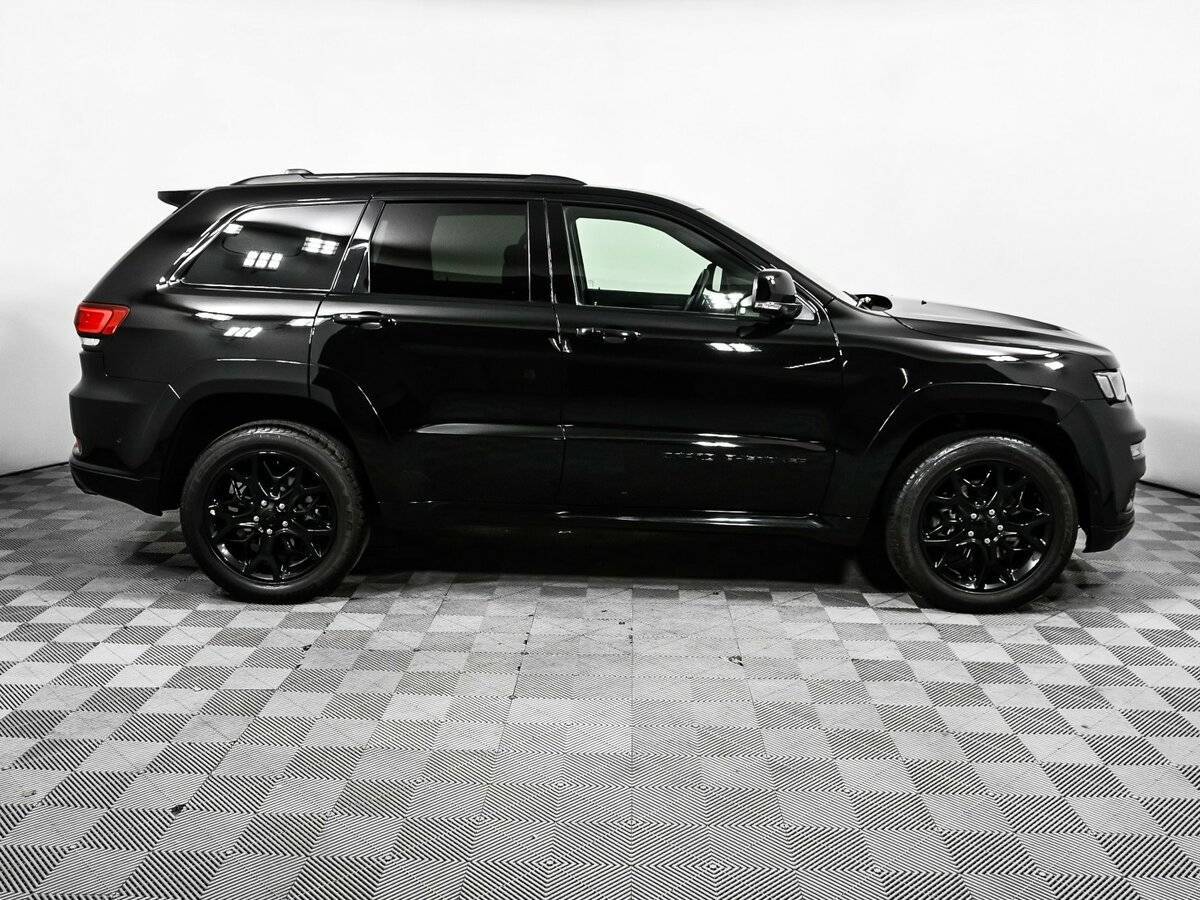 Jeep Grand Cherokee 2021 года с пробегом. Фото: #3