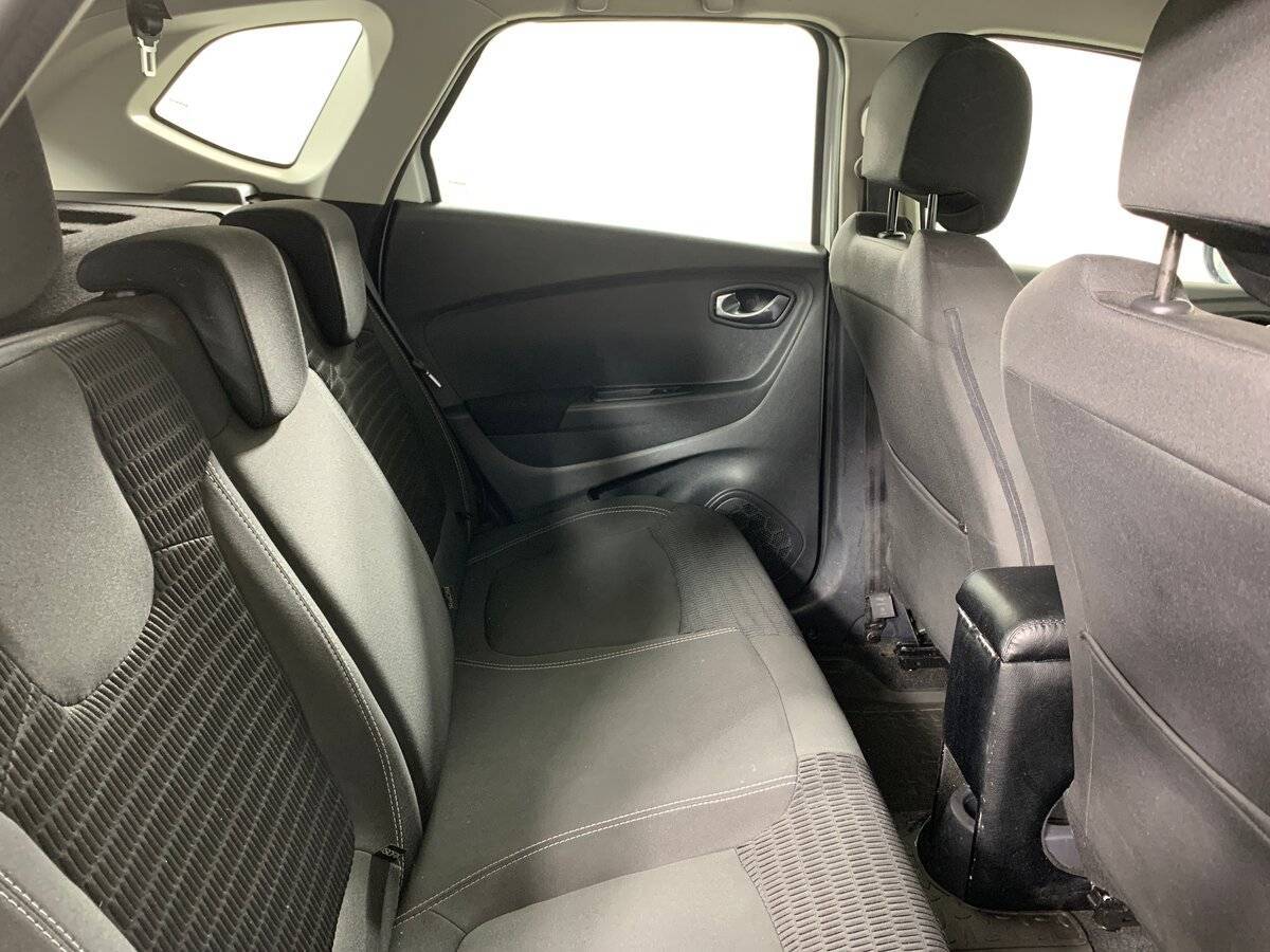 Б/У Рено Каптюр 2019 года. Фото: #16