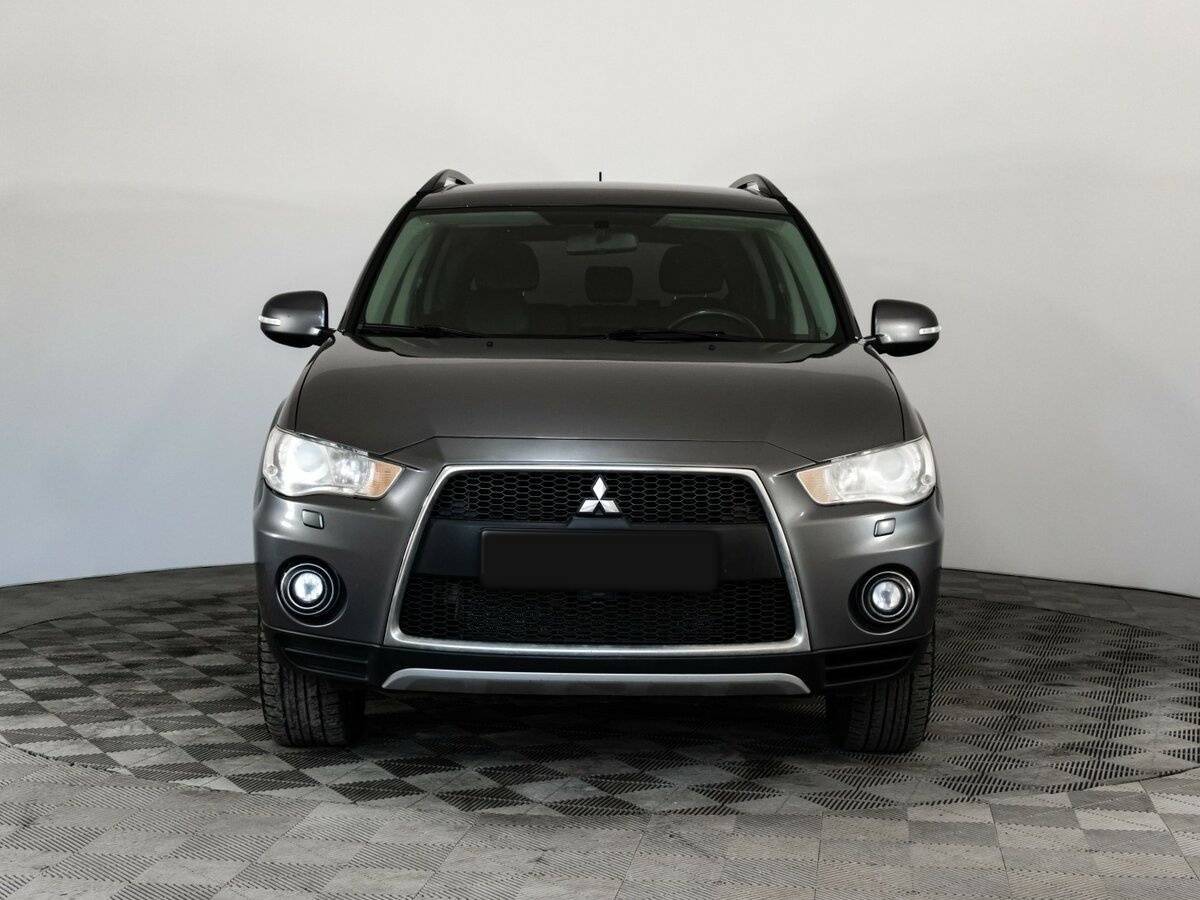 Mitsubishi Outlander 2010 года с пробегом. Фото: #1