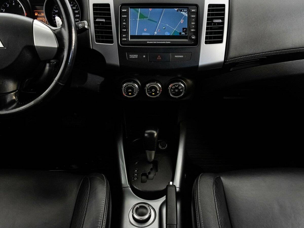 Mitsubishi Outlander 2010 года с пробегом. Фото: #11