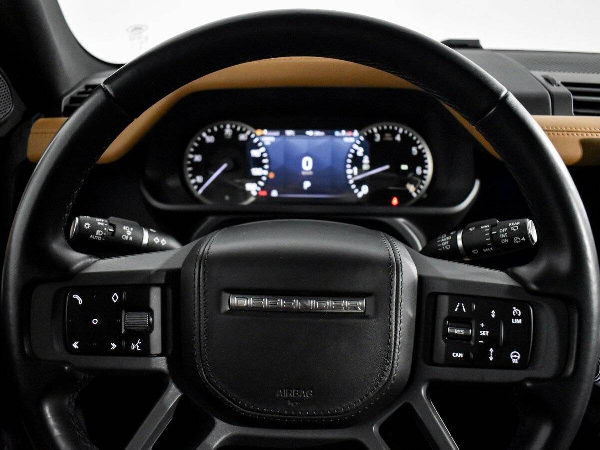 Land Rover Defender 2023 года с пробегом. Фото: #17