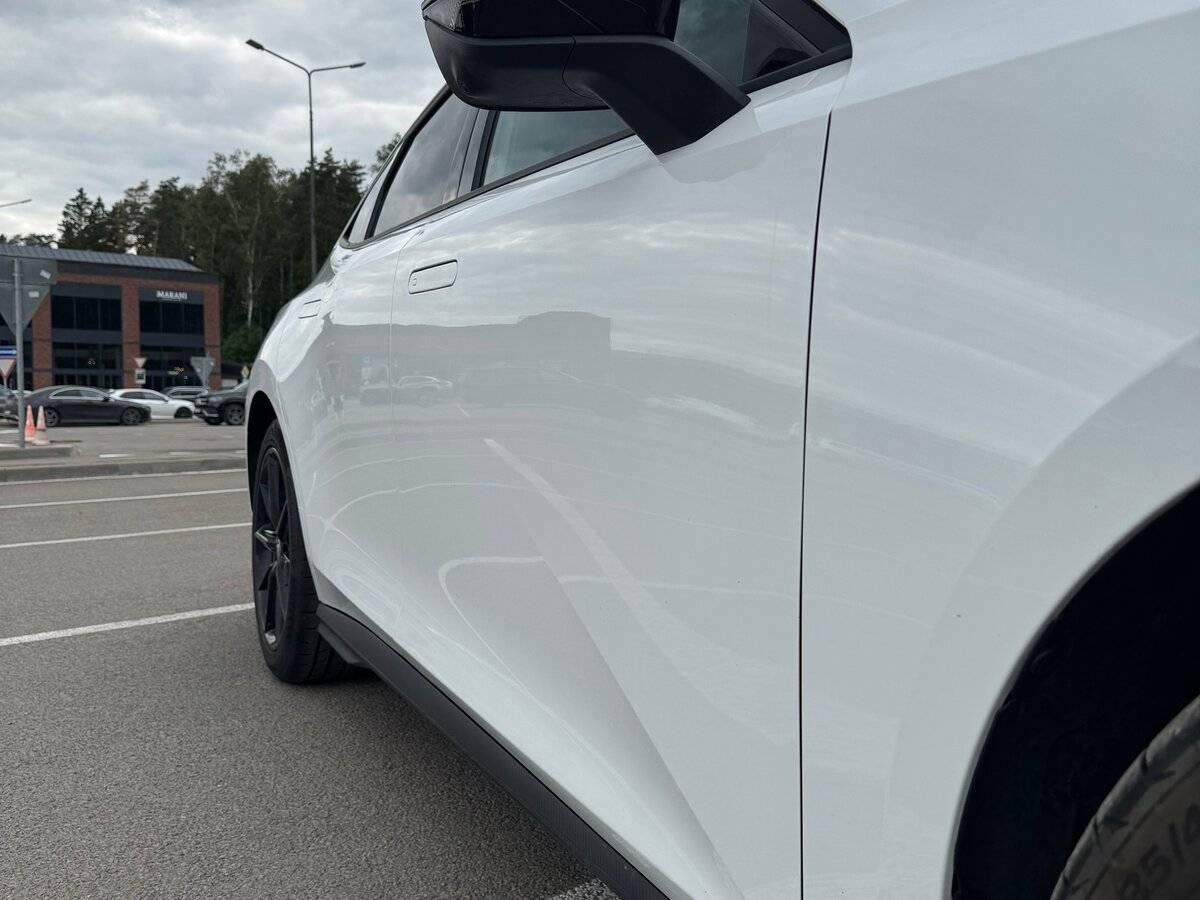 Changan UNI-V 2023 года с пробегом. Фото: #4