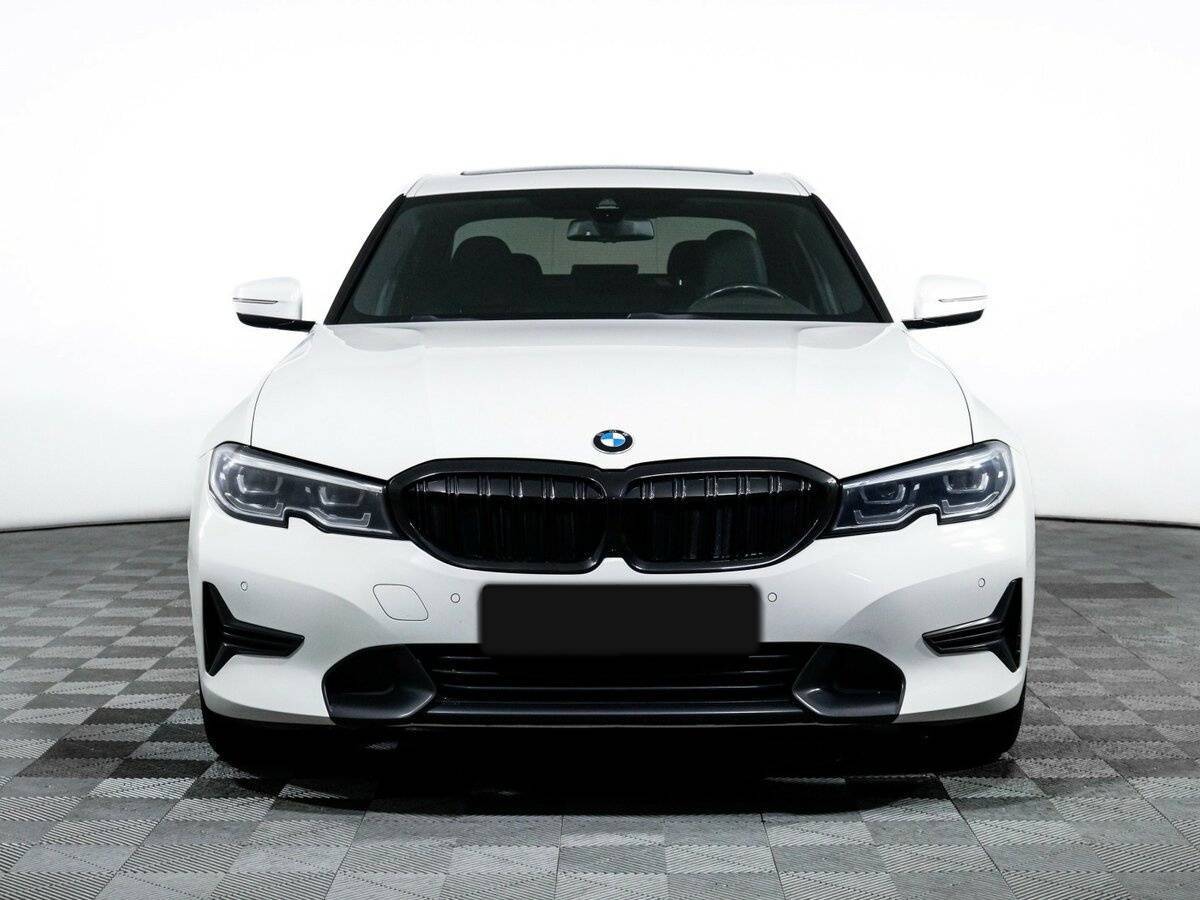 BMW 3 серии 2020 года с пробегом. Фото: #1