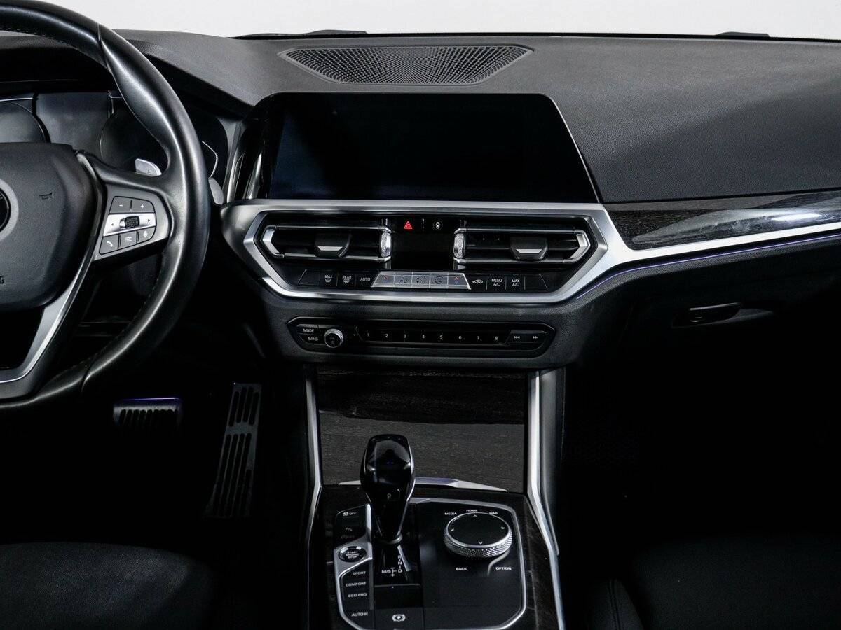 BMW 3 серии 2020 года с пробегом. Фото: #12