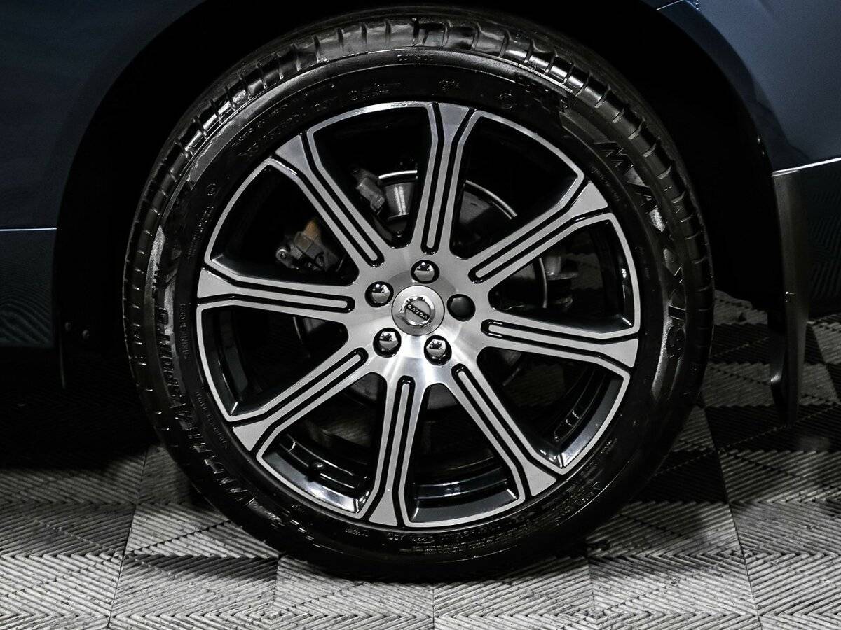 Volvo XC60 2021 года с пробегом. Фото: #13