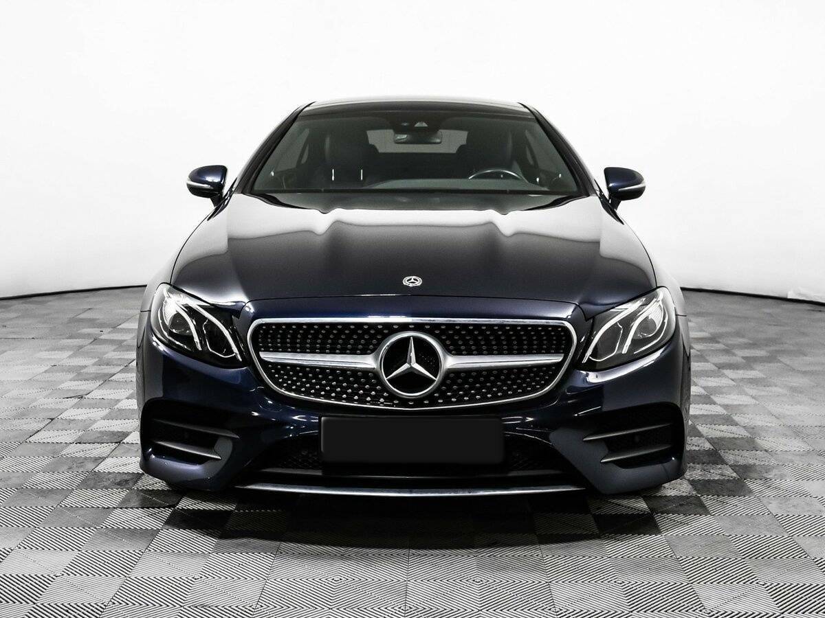 Mercedes-Benz E-Класс 2017 года с пробегом. Фото: #1