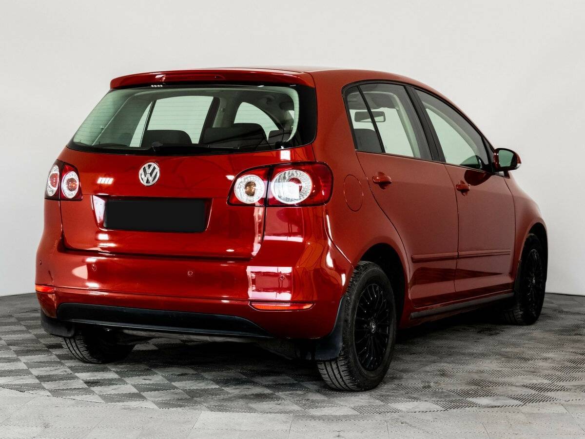 Volkswagen Golf Plus 2010 года с пробегом. Фото: #3