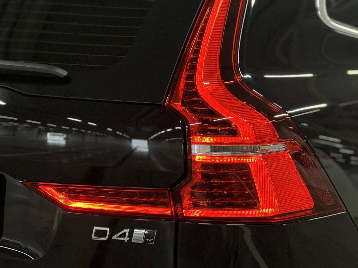 Volvo XC60 2018 года с пробегом. Фото: #8