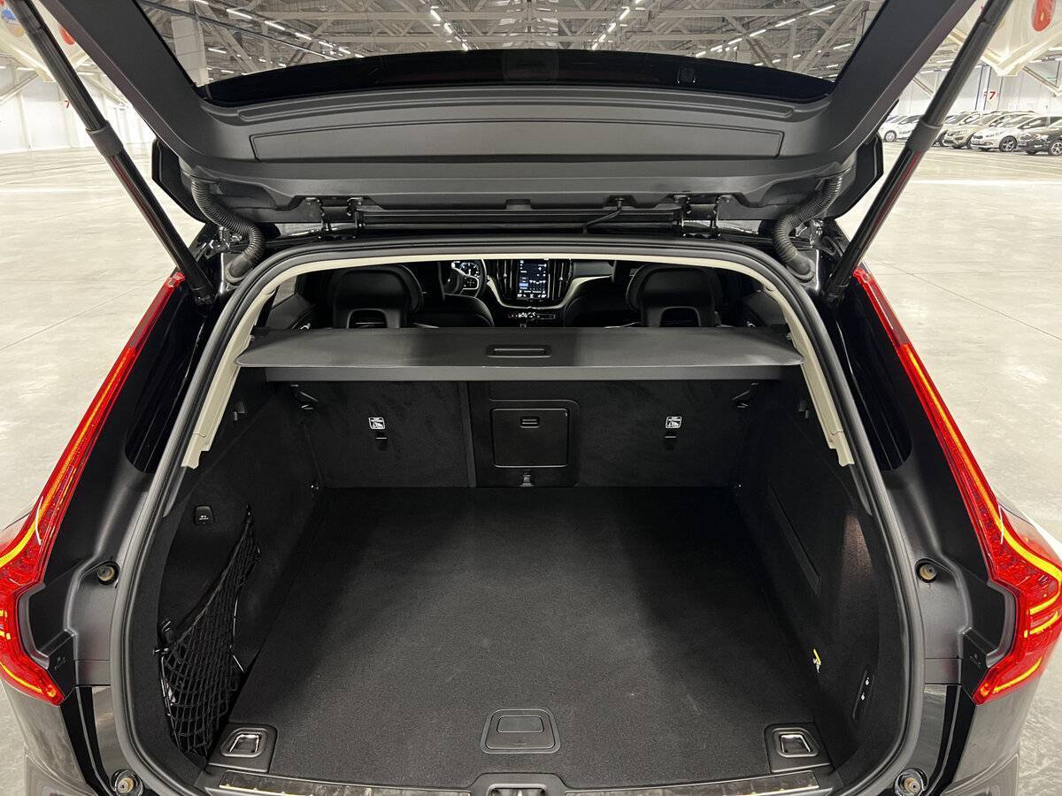 Volvo XC60 2018 года с пробегом. Фото: #9