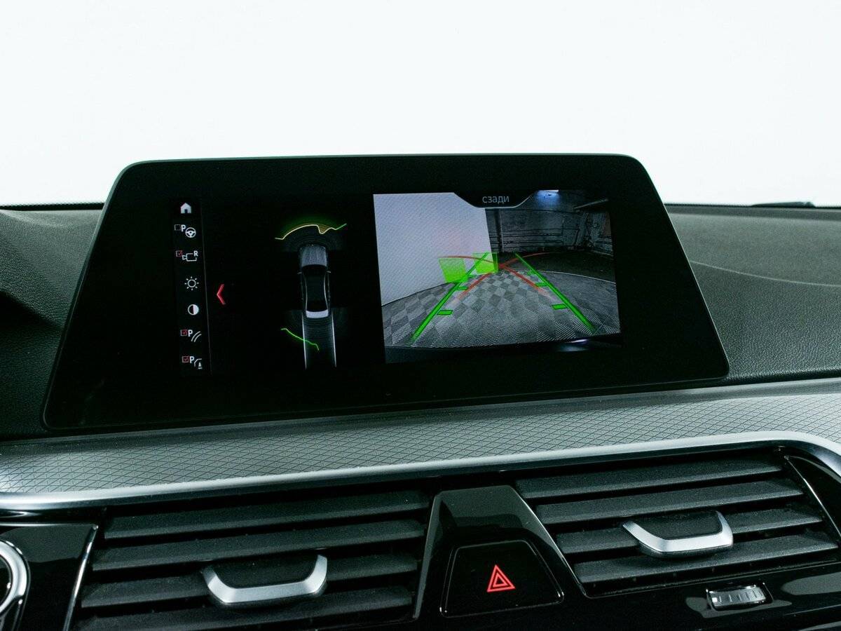 BMW 5 серии 2019 года с пробегом. Фото: #18