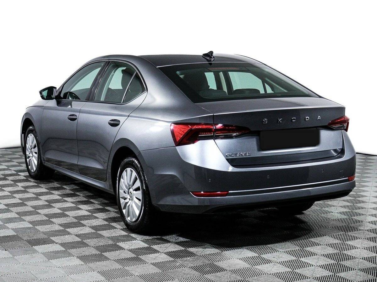 Skoda Octavia 2021 года с пробегом. Фото: #6