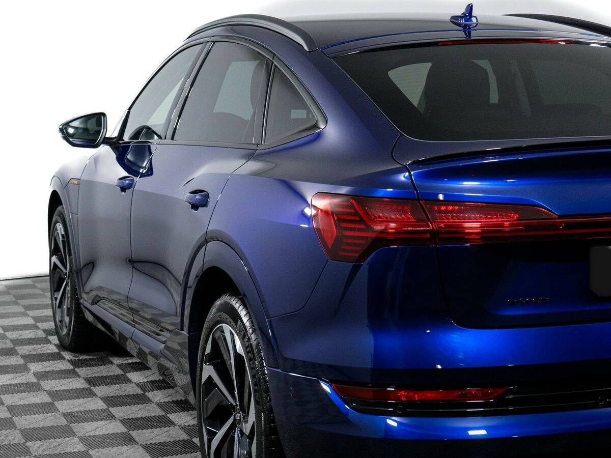 Audi e-tron Sportback 2022 года с пробегом. Фото: #19