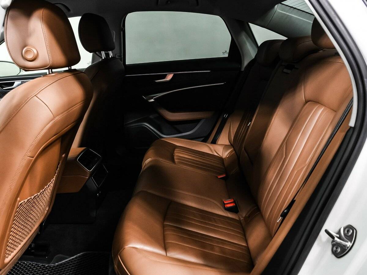 Audi A6 2019 года с пробегом. Фото: #12