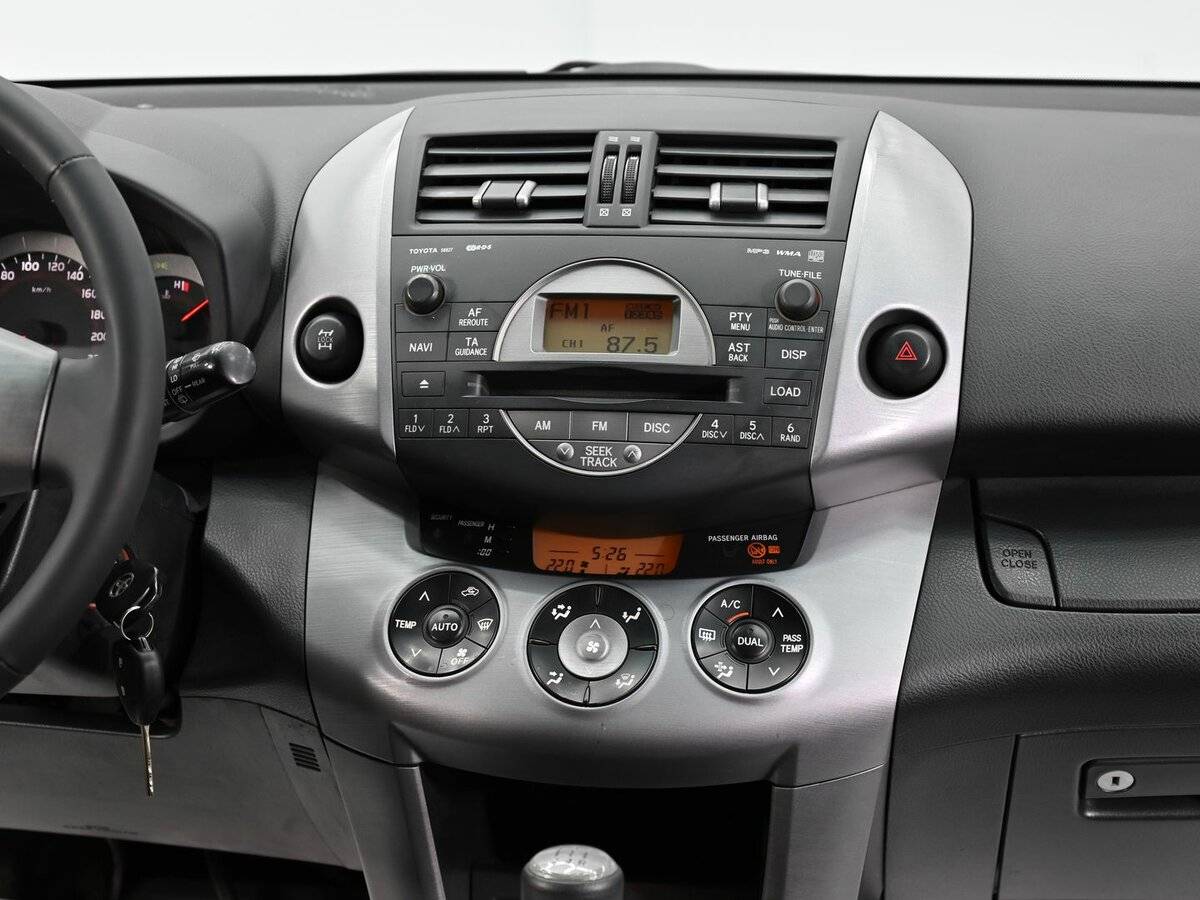 Toyota RAV4 2007 года с пробегом. Фото: #8