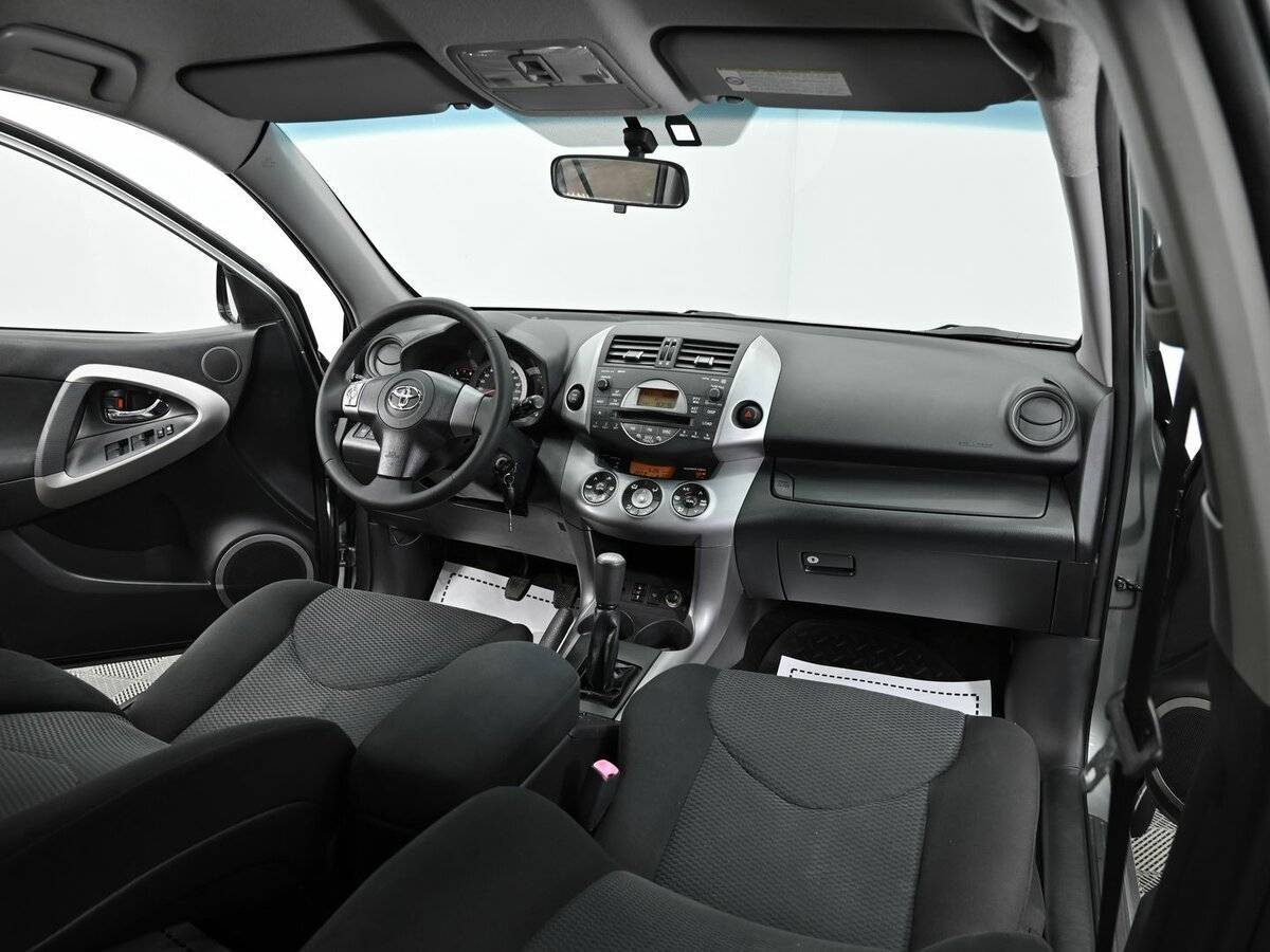 Toyota RAV4 2007 года с пробегом. Фото: #11