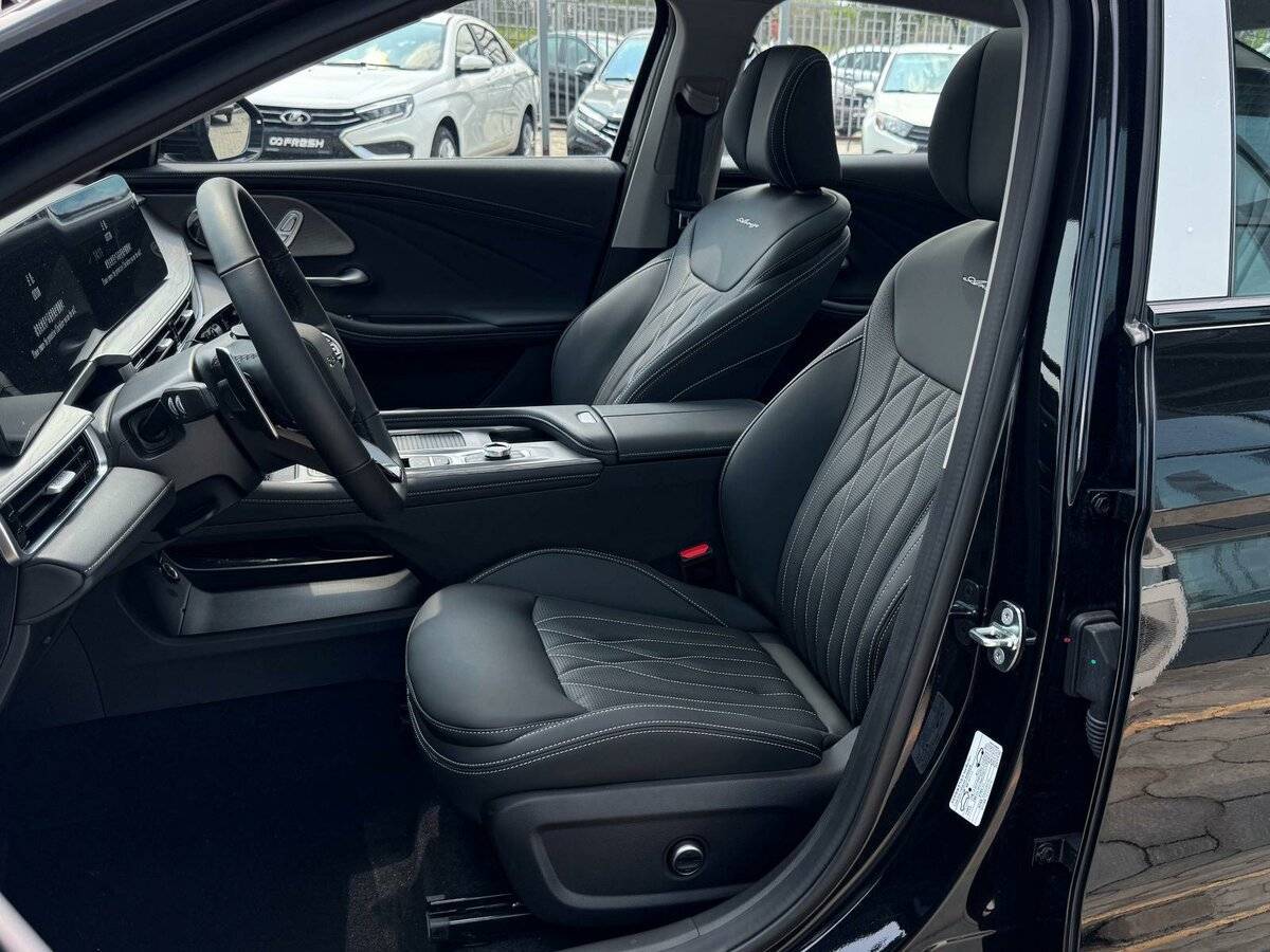 Chery Arrizo 8 2024 года с пробегом. Фото: #12