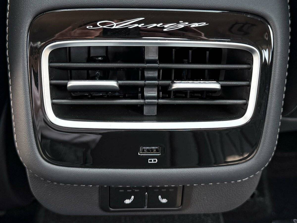 Chery Arrizo 8 2024 года с пробегом. Фото: #14