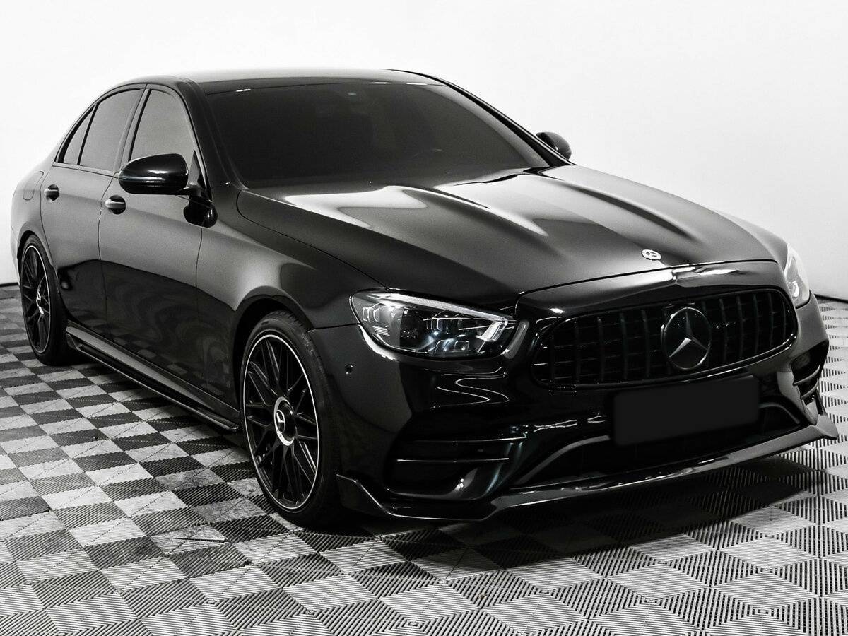 Mercedes-Benz E-Класс 2021 года с пробегом. Фото: #2