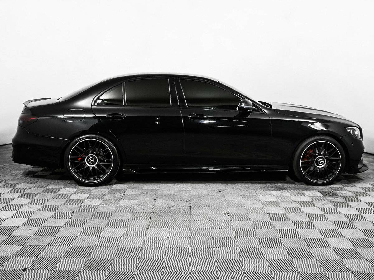 Mercedes-Benz E-Класс 2021 года с пробегом. Фото: #3