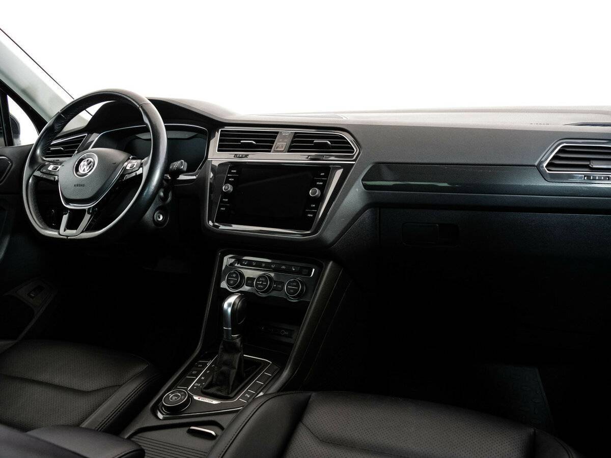 Volkswagen Tiguan 2018 года с пробегом. Фото: #8