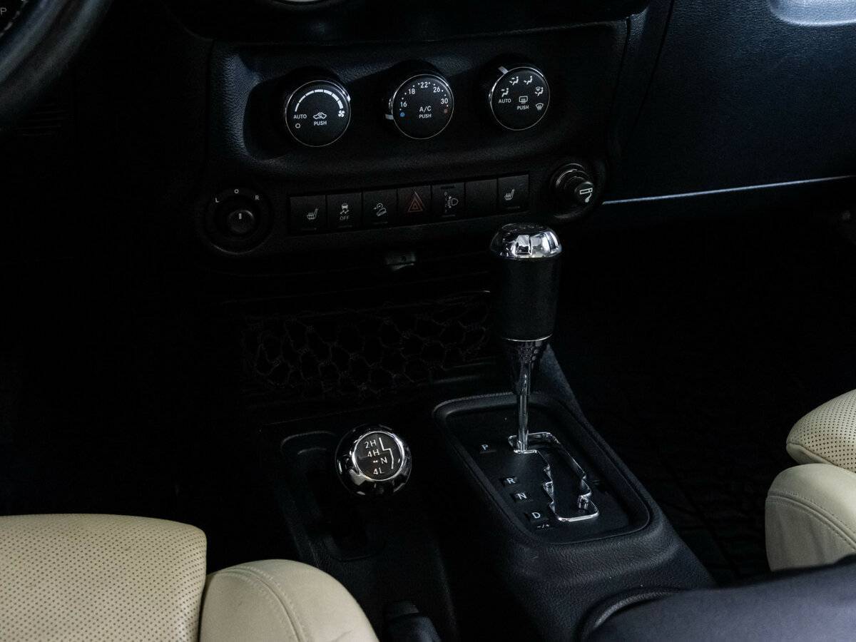 Jeep Wrangler 2011 года с пробегом. Фото: #16