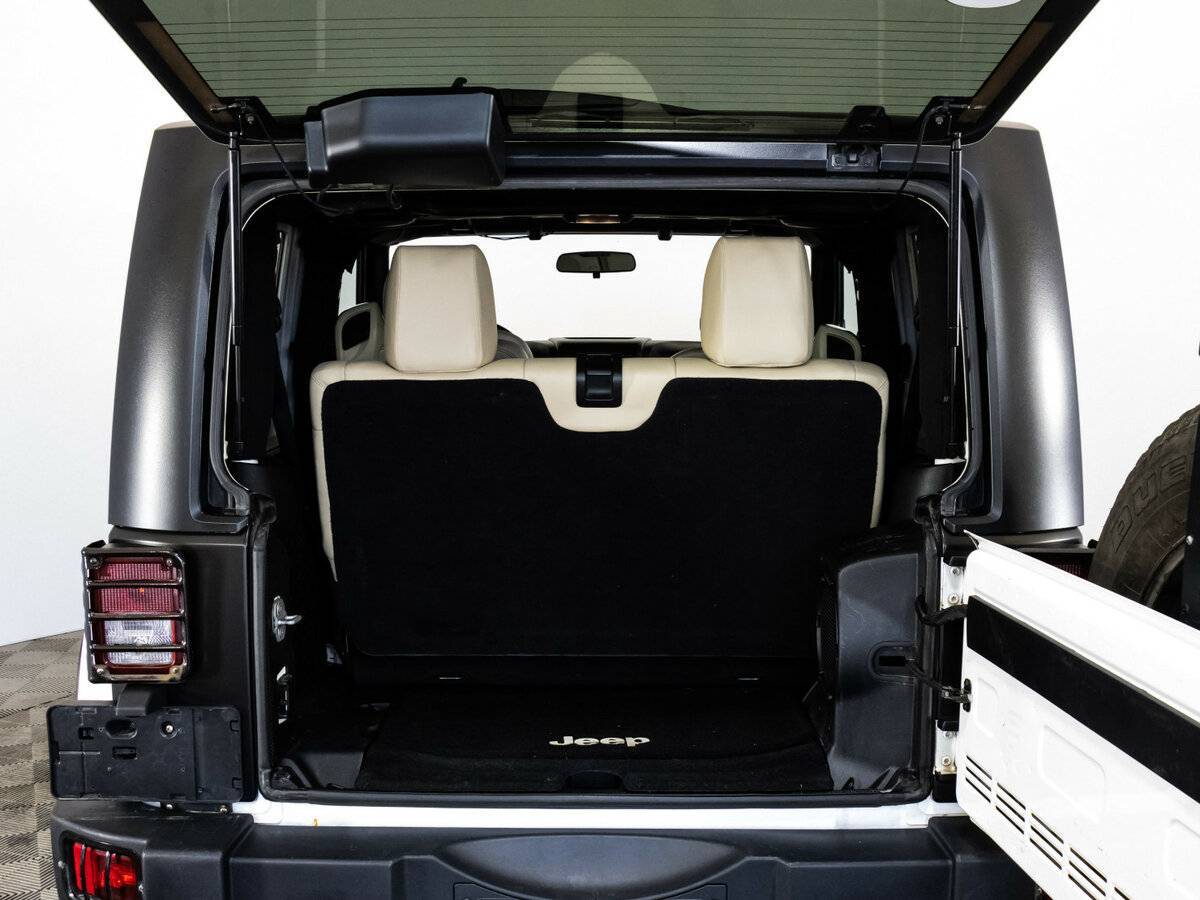 Jeep Wrangler 2011 года с пробегом. Фото: #26