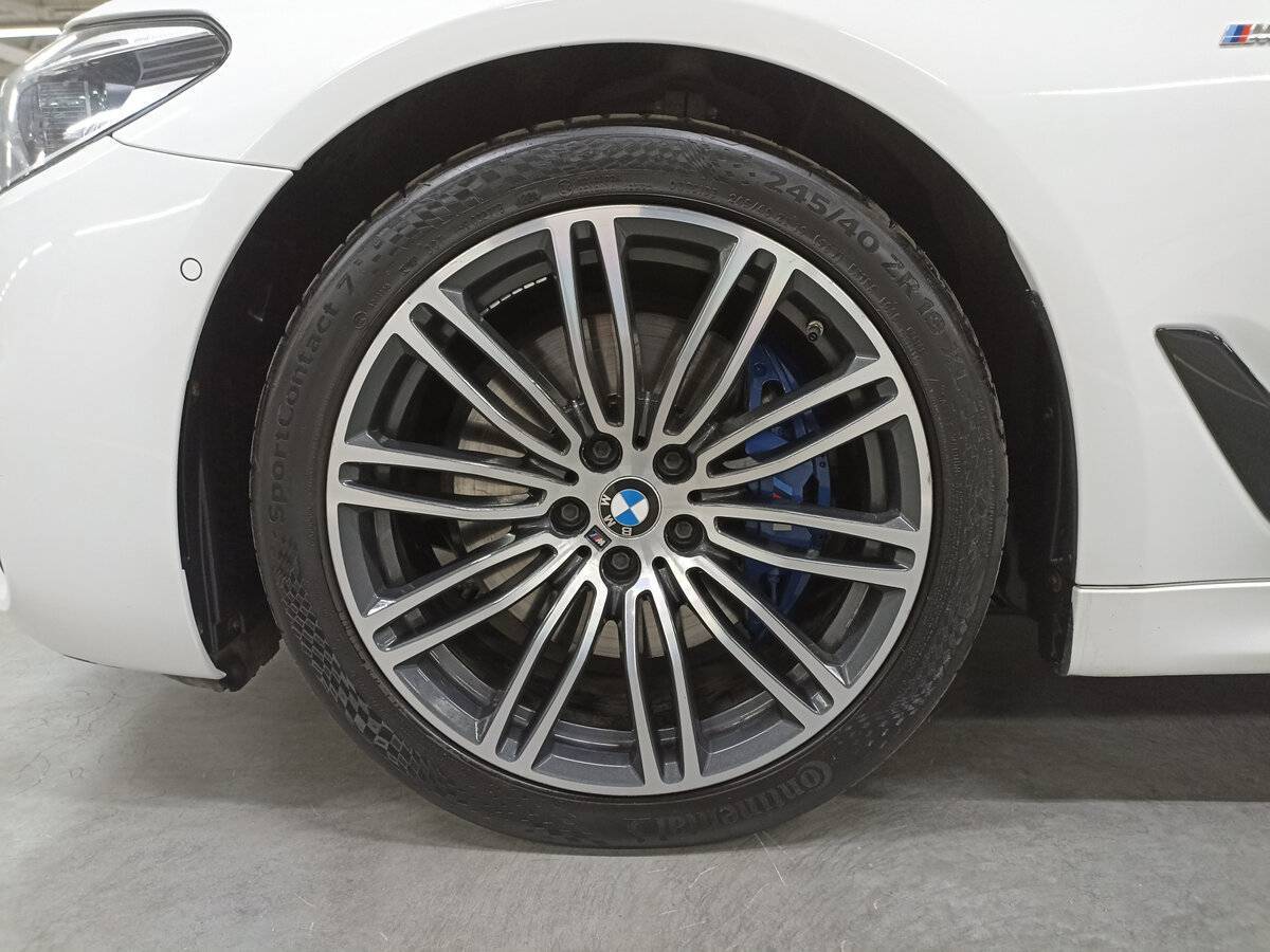 BMW 5 серии 2018 года с пробегом. Фото: #17