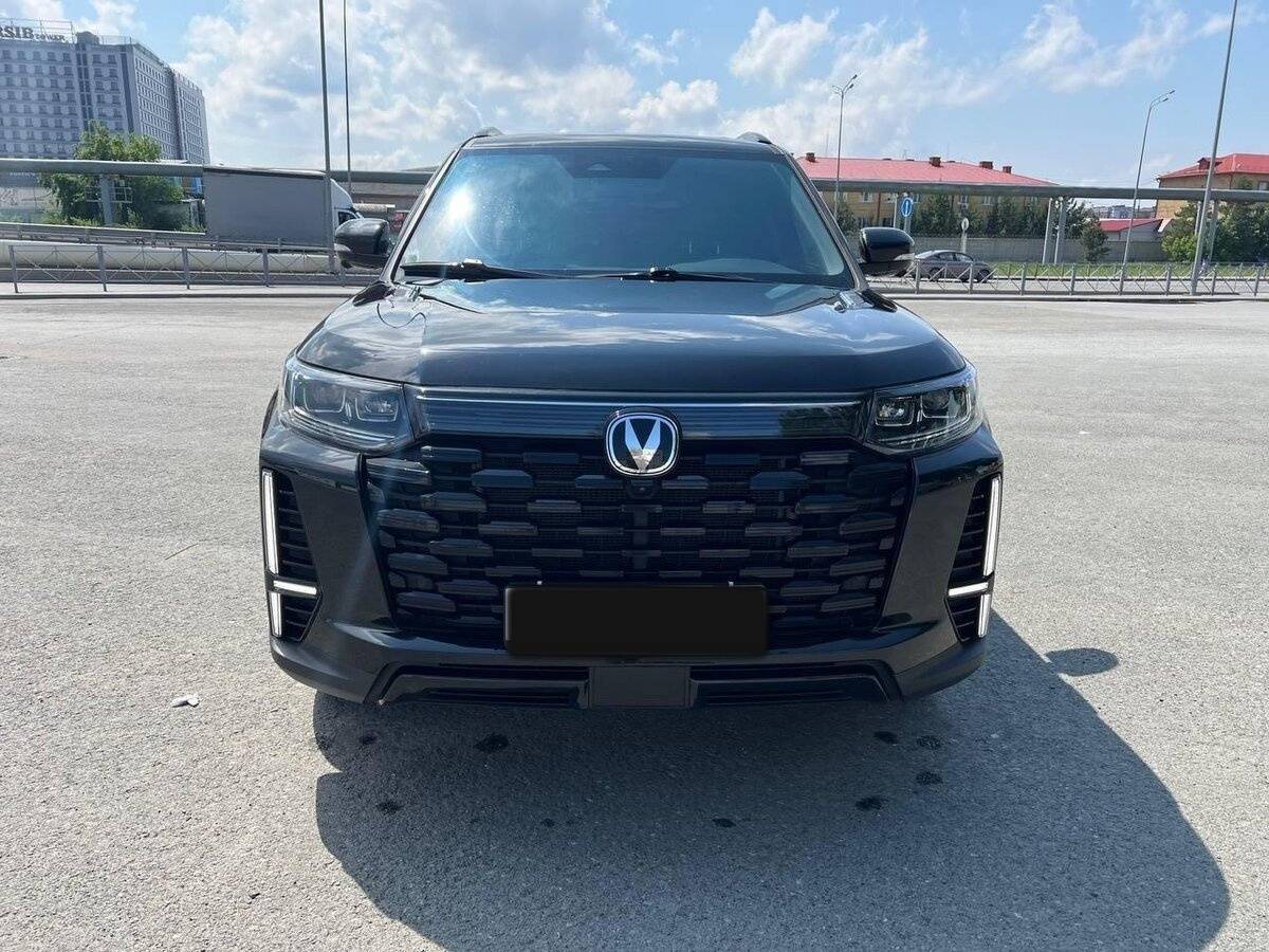 Changan CS95 2023 года с пробегом. Фото: #4