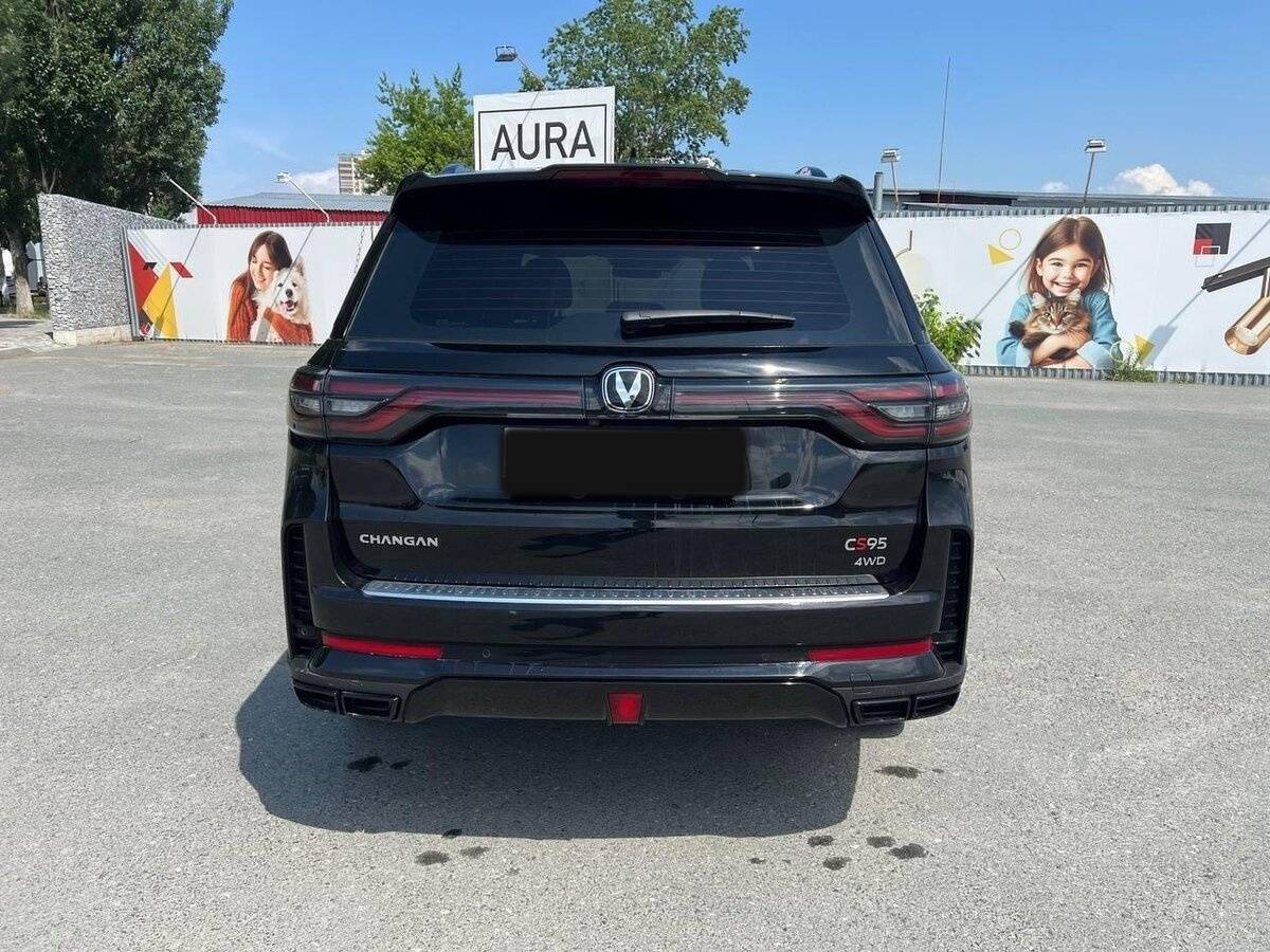 Changan CS95 2023 года с пробегом. Фото: #5