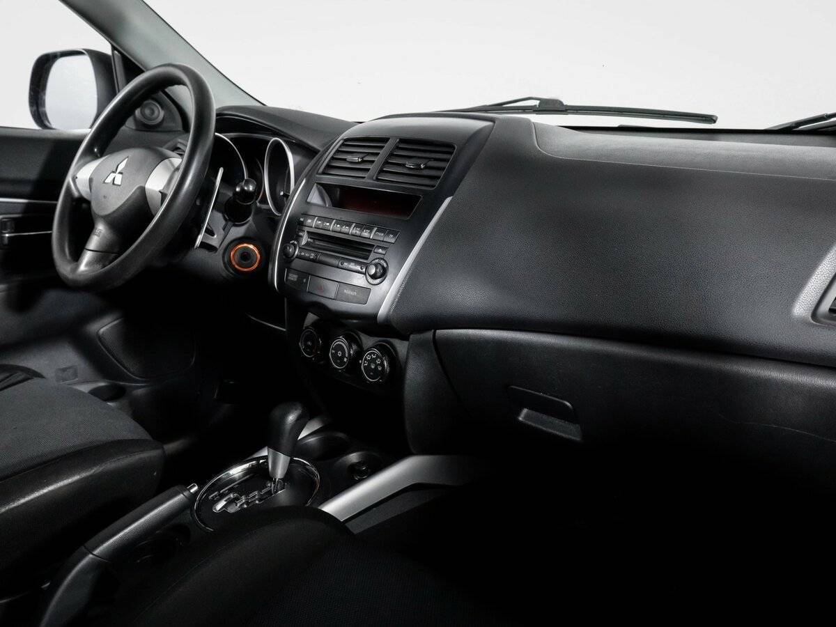 Б/У Митсубиши АС-Икс 2012 года. Фото: #8