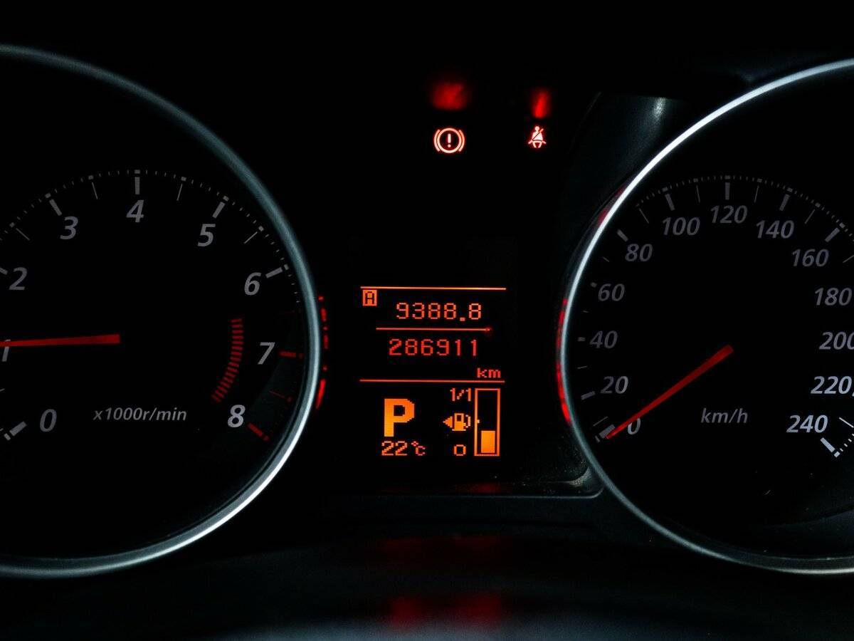 Б/У Митсубиши АС-Икс 2012 года. Фото: #10