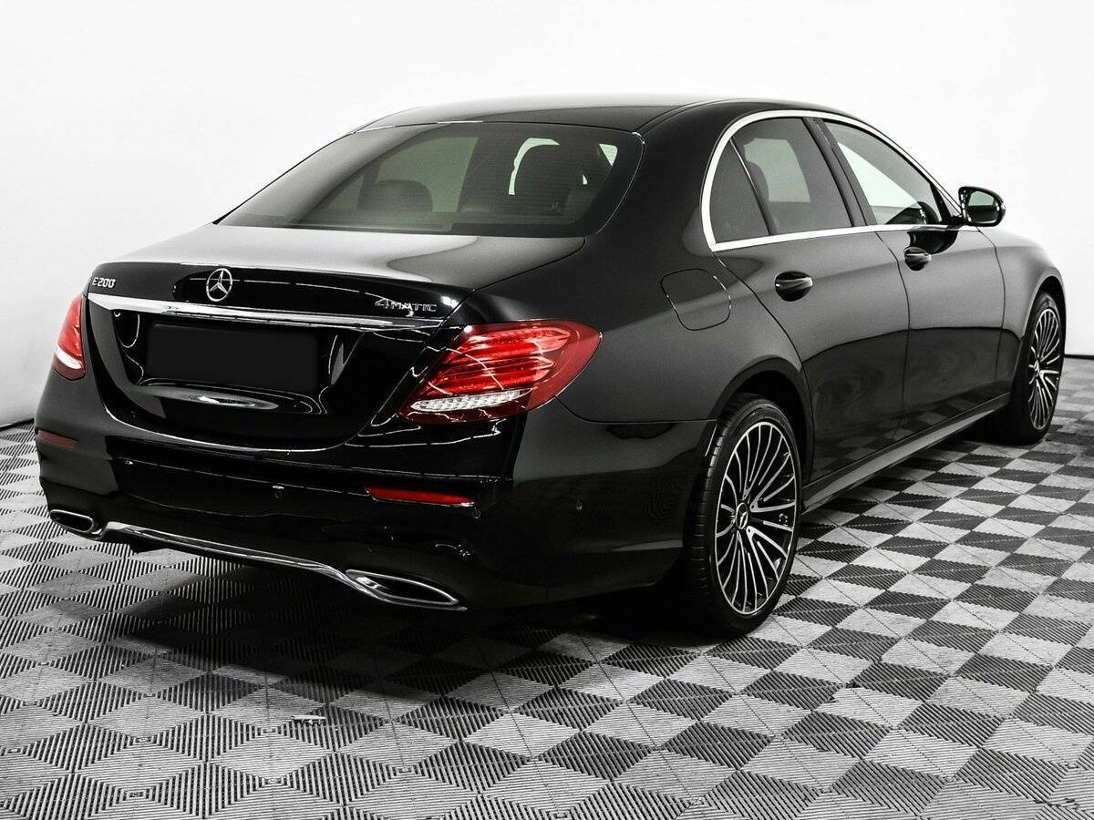 Mercedes-Benz E-Класс 2019 года с пробегом. Фото: #4