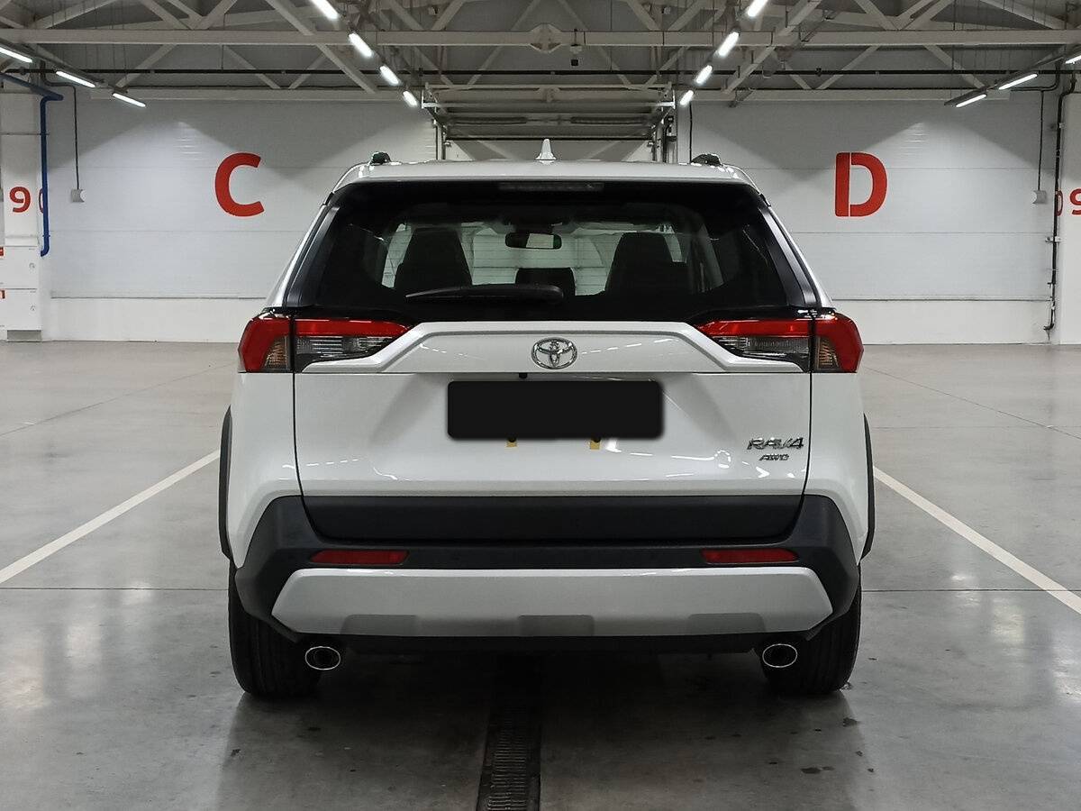 Toyota RAV4 2024 года с пробегом. Фото: #5