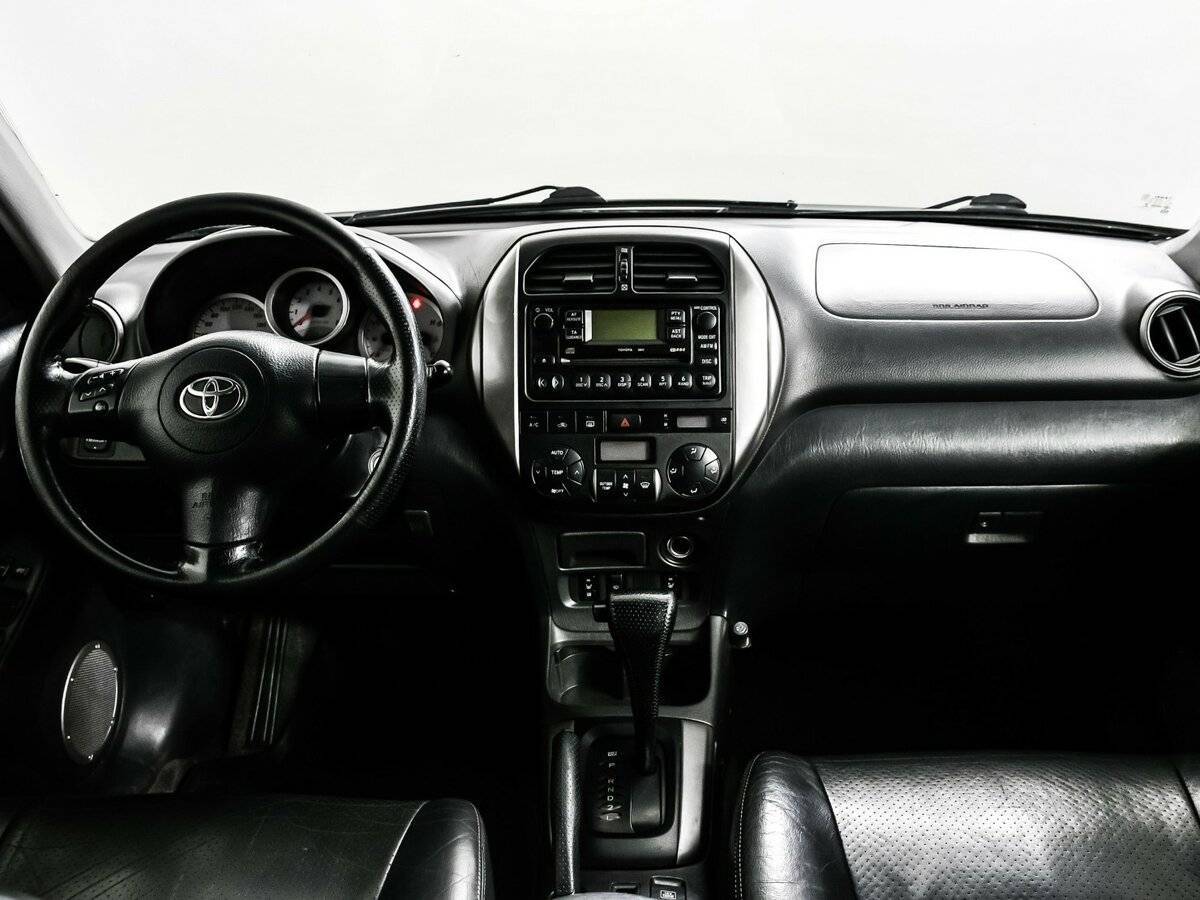 Toyota RAV4 2005 года с пробегом. Фото: #10
