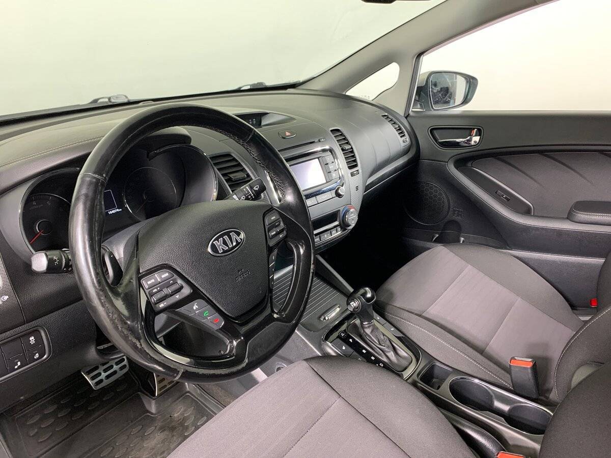 Б/У Киа Церато 2017 года. Фото: #10