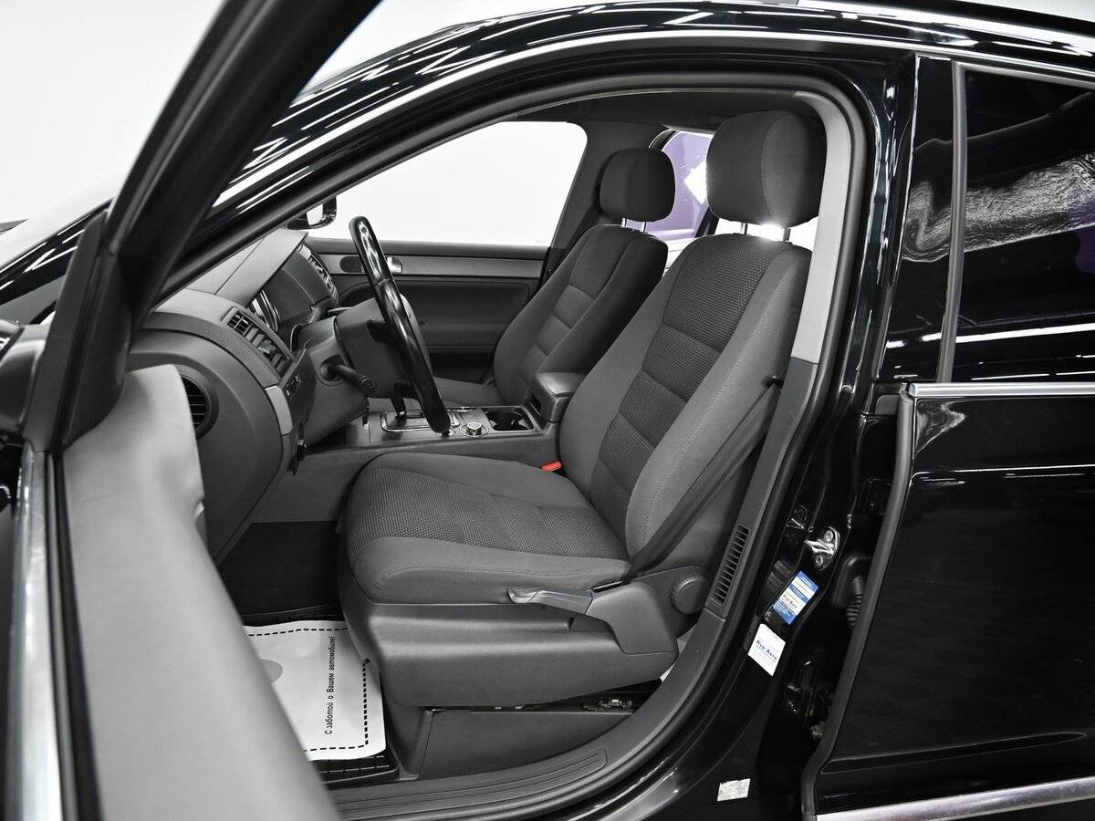 Volkswagen Touareg 2008 года с пробегом. Фото: #6