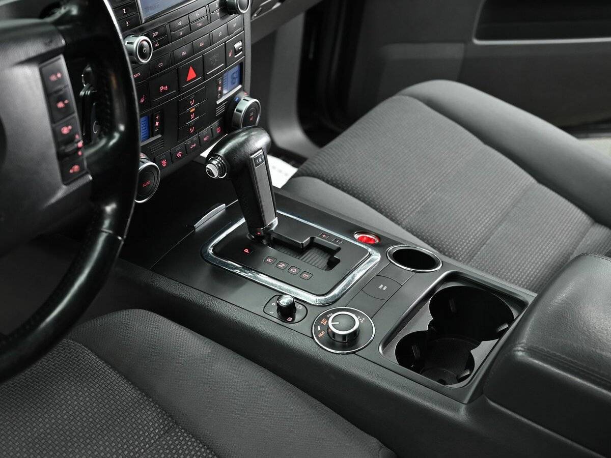 Volkswagen Touareg 2008 года с пробегом. Фото: #9